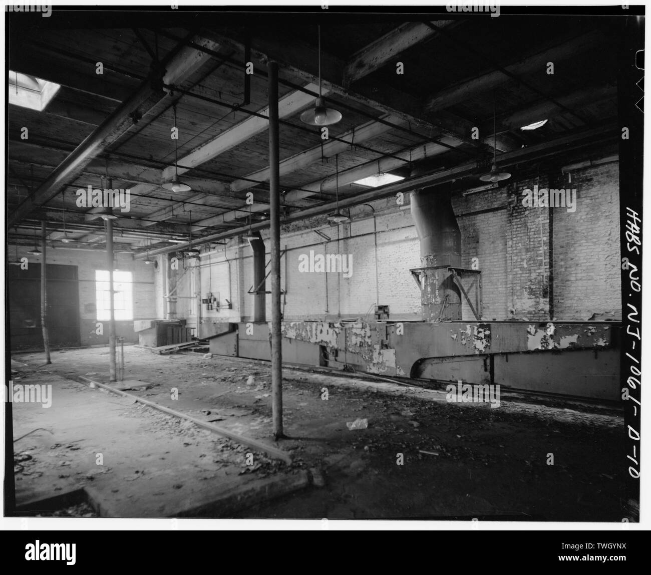 Weapon assembly plant hi-res stock photography and images - Alamy