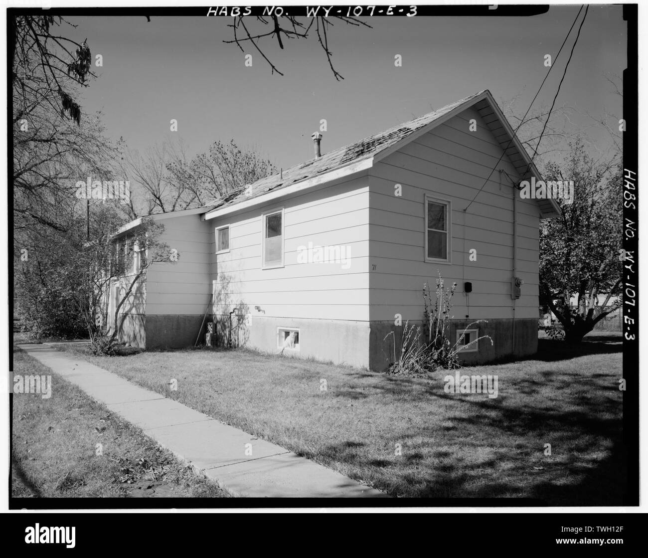 Rear and south side, view to westnorthwest Fort Washakie, Building