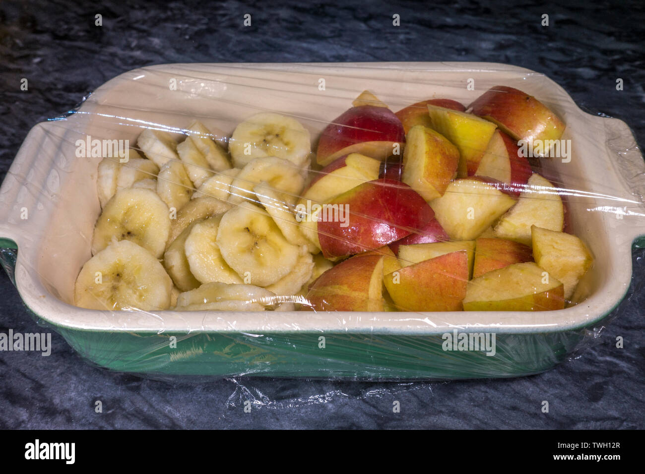 Cling film hires stock photography and images Alamy