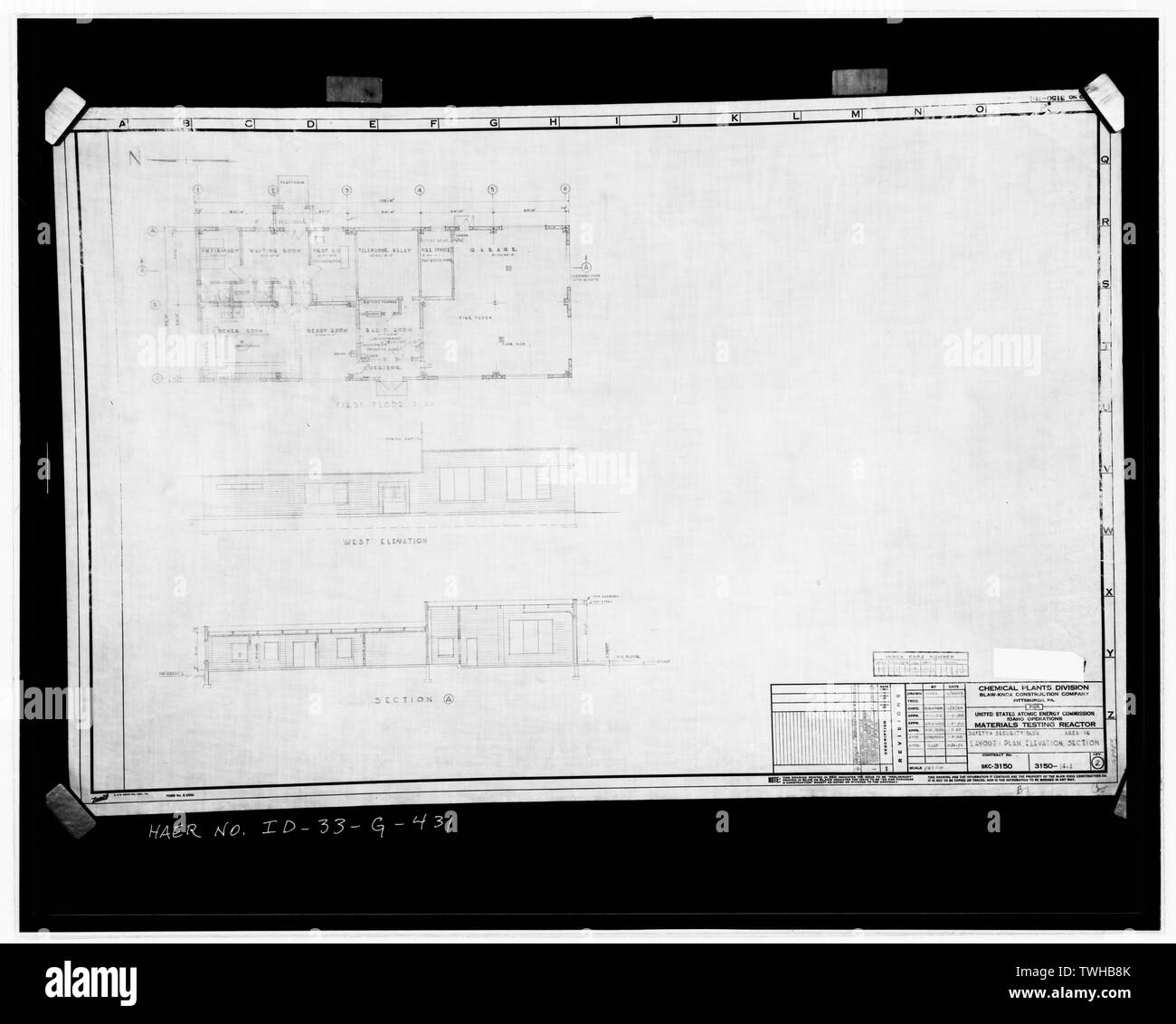 SAFETY AND SECURITY BUILDING, TRA-614. SIMPLIFIED FLOOR LAYOUT AND WEST ELEVATION. BLAW-KNOX 3150-14-1, 1-1950. INL INDEX NO. 531-0614-00-098-100024, REV. 2. - Idaho National Engineering Laboratory, Test Reactor Area, Materials and Engineering Test Reactors, Scoville, Butte County, ID Stock Photo