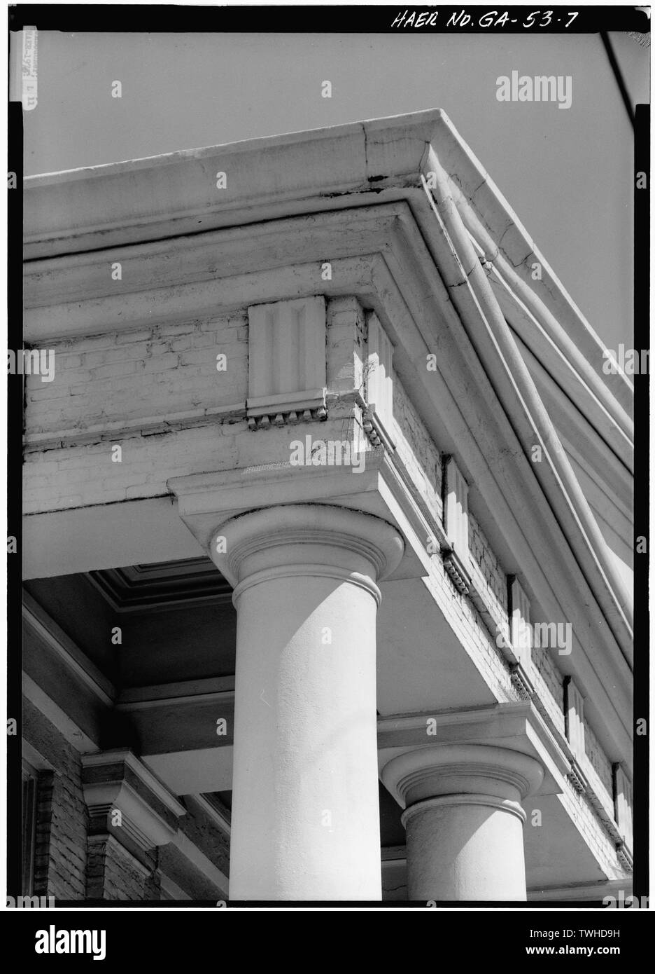 SE corner of entrance portico entablature - Central of Georgia Railway, Gray Building, 227 West Broad Street, Savannah, Chatham County, GA Stock Photo