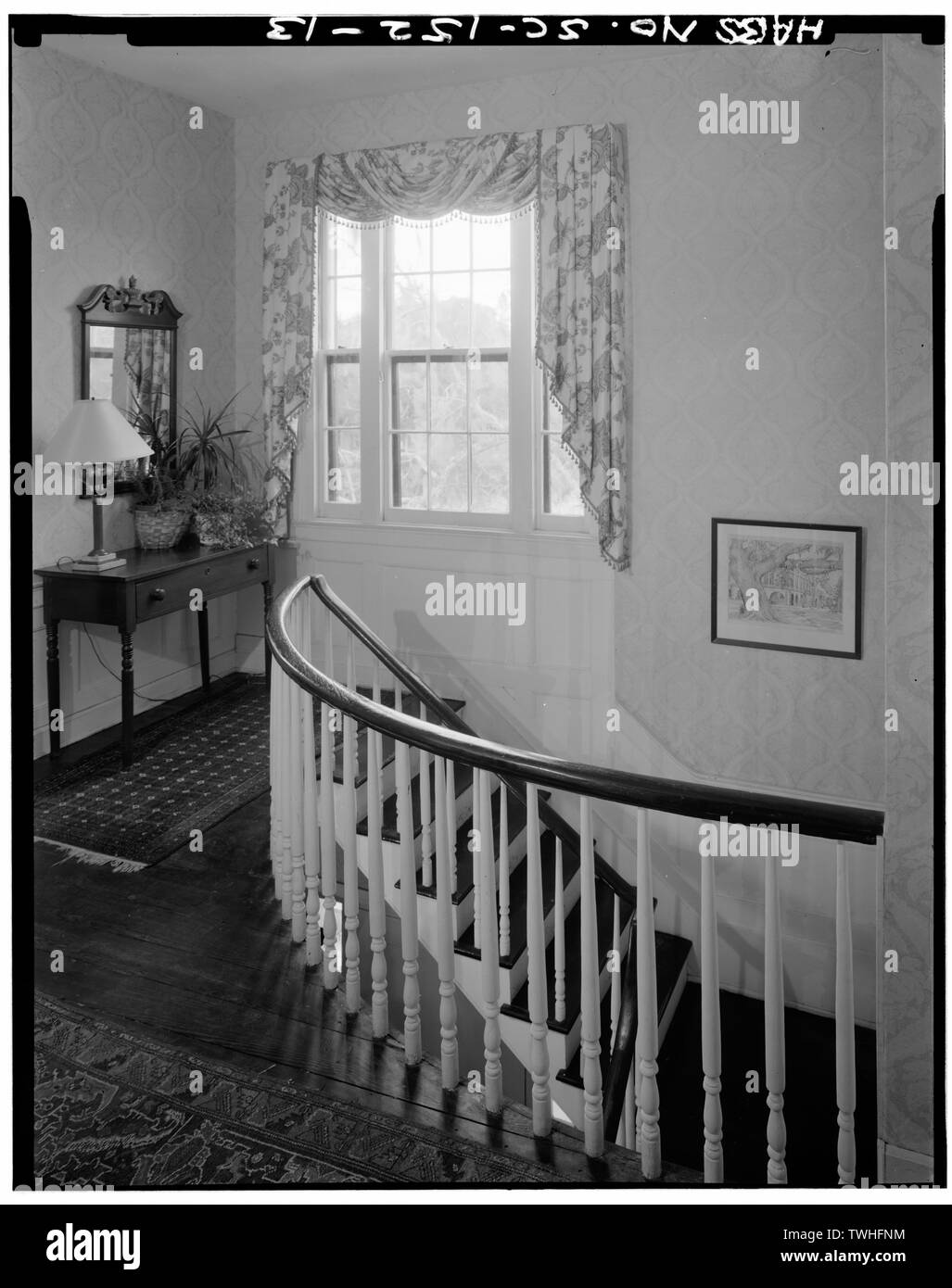 SECOND FLOOR STAIRHALL LANDING, LOOKING NORTH James Robert Verdier