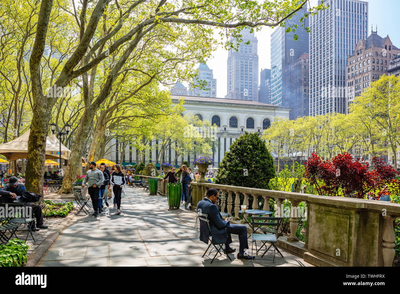 New York, Manhattan United States, May 2nd, 2019. Springtime in Bryant ...