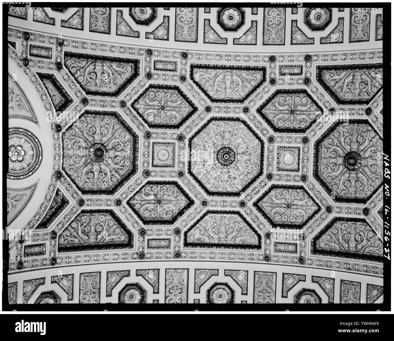 SECTION OF MAIN LOBBY CEILING. - Granada Theatre, 6425-6441 North Sheridan Road, Chicago, Cook County, IL; Levy and Klein; Eichenbaum, Edward E; Marks Brothers Stock Photo