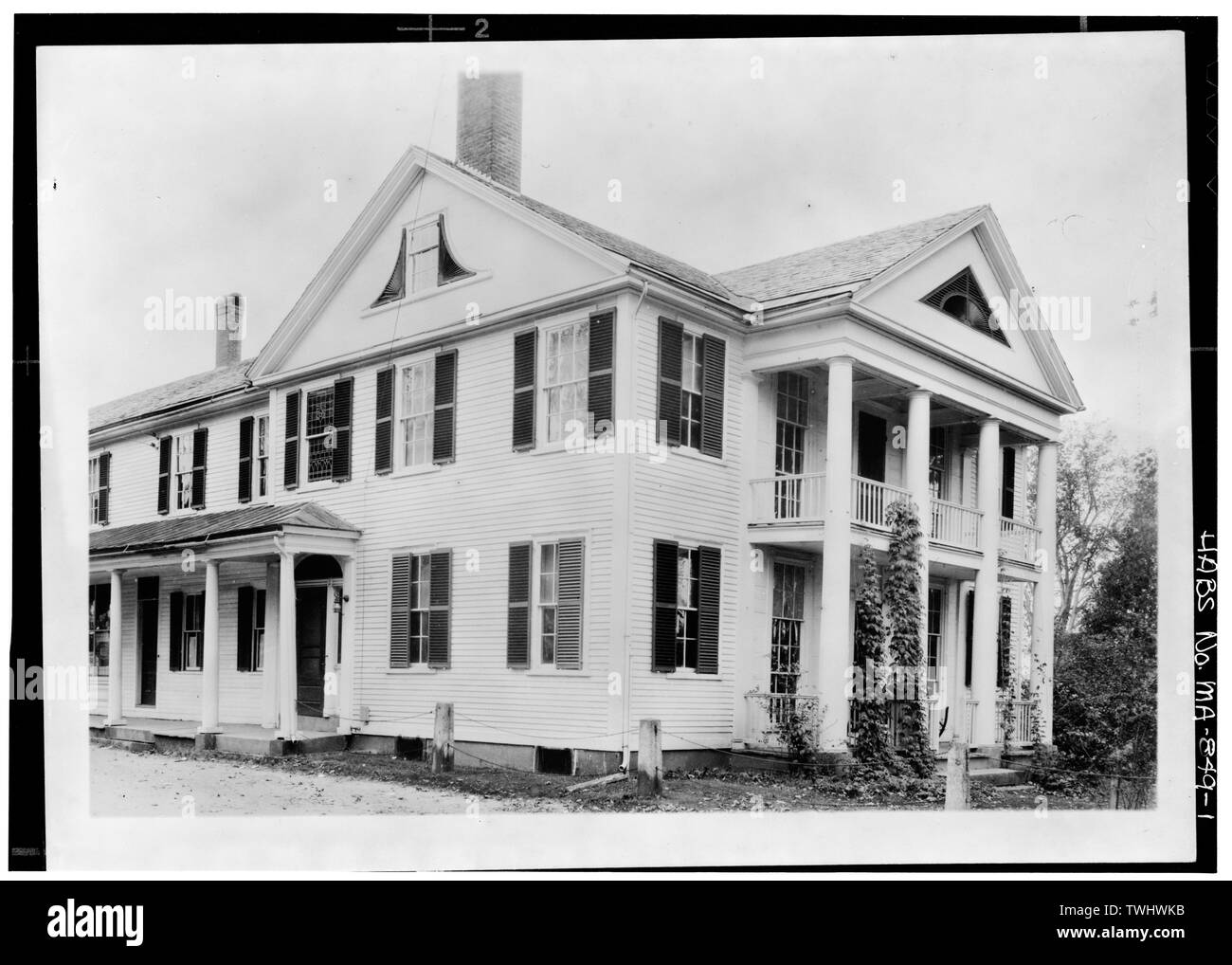 SIDE AND FRONT ELEVATIONS - Colonel Artemus Lee House, Templeton Common , Templeton, Worcester County, MA Stock Photo
