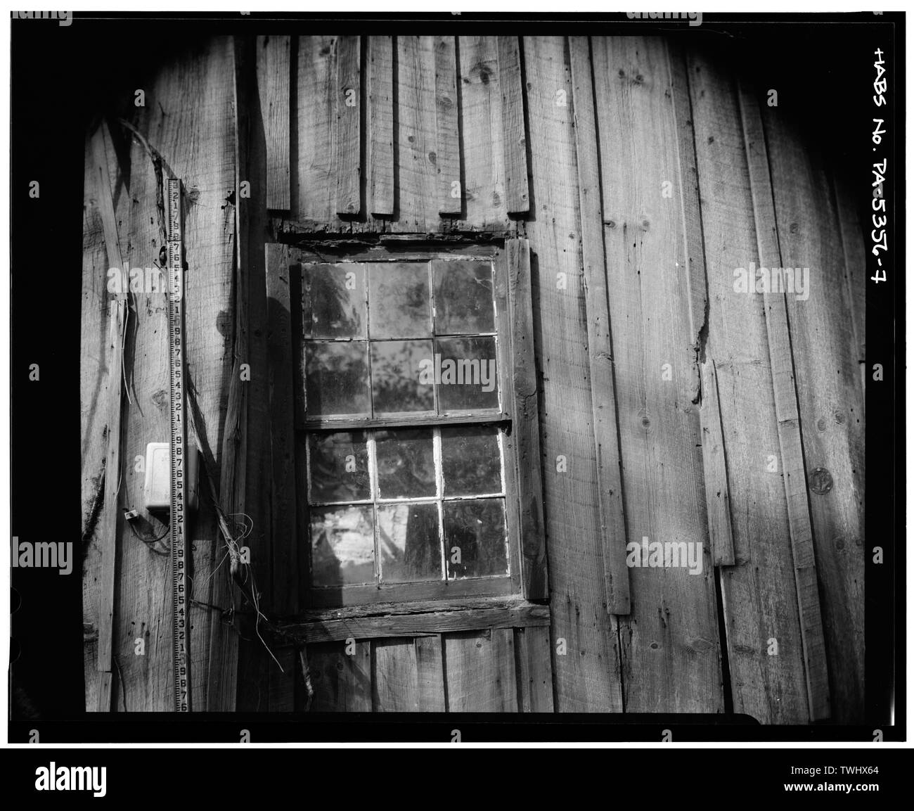 SIDE ELEVATION WINDOW DETAIL Bathurst House (Ruins), Legislative