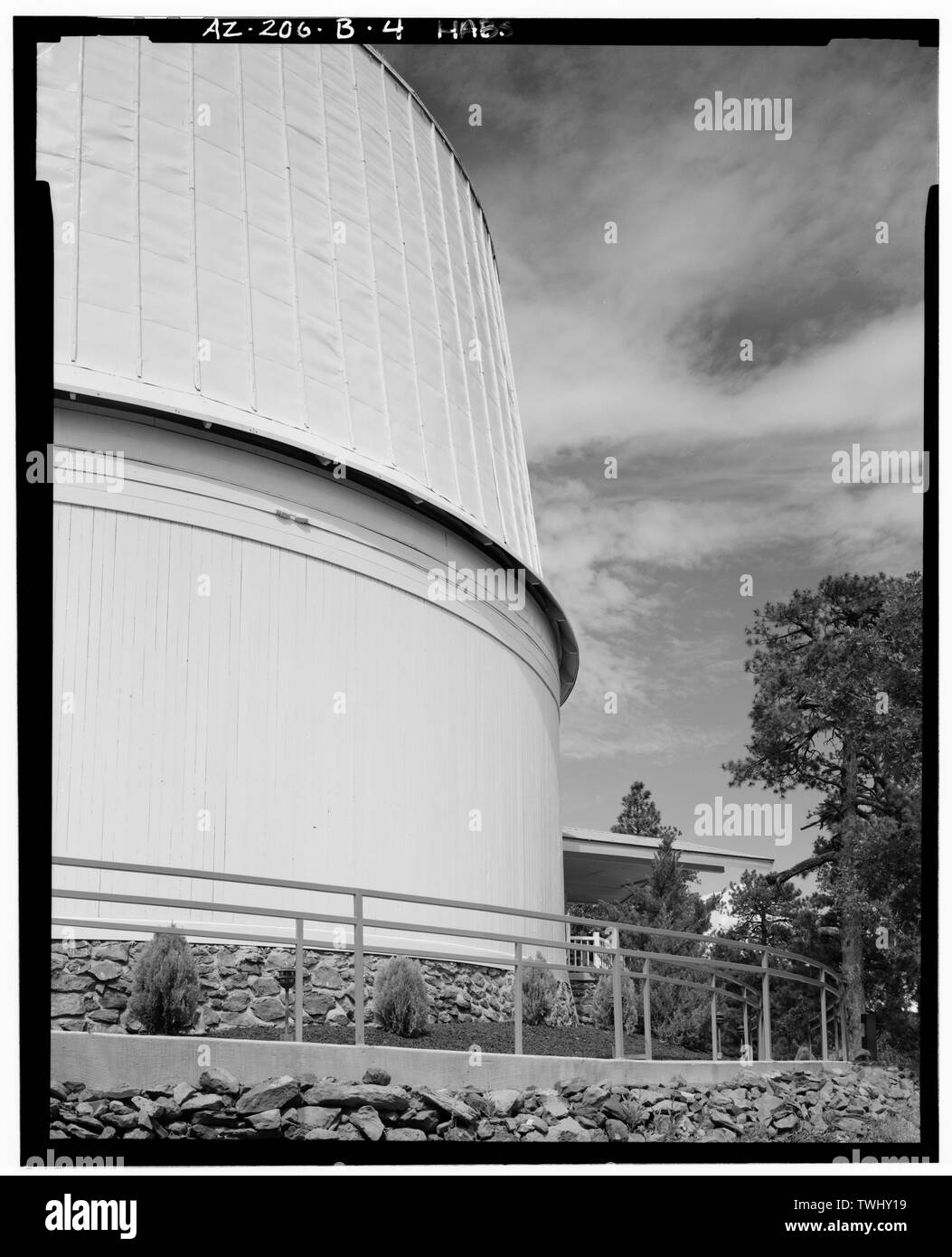 SIDE VIEW OF ELEVATION AND FRONT PORCH, LOOKING WEST Lowell