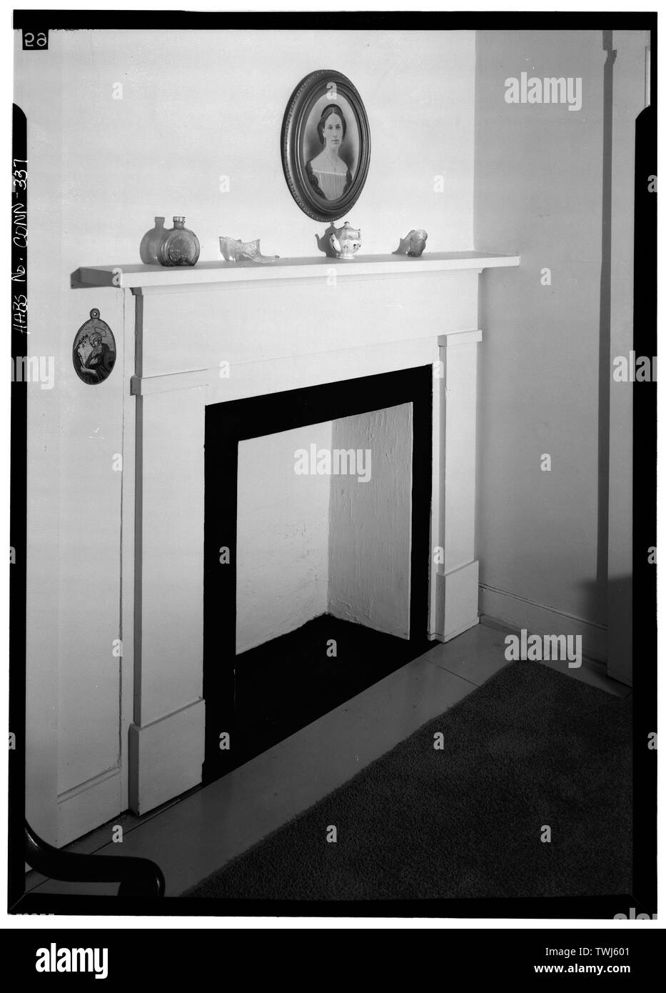 September 1966 GENERAL VIEW SECOND FLOOR FIREPLACE Julius Pike House