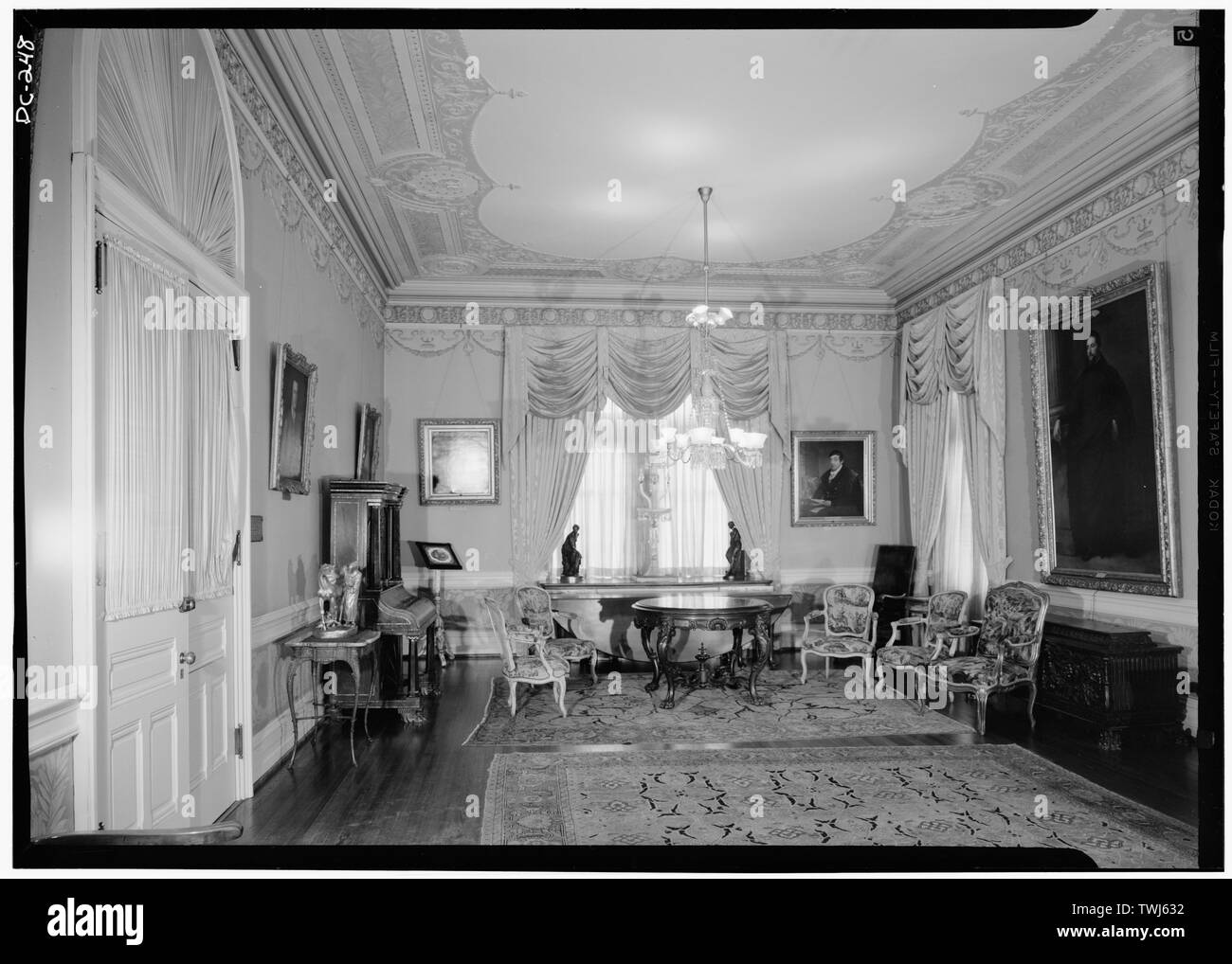 September 1969 'CARROLL PARLOR' RECEPTION ROOM TO SOUTH OF MAIN HALL - Georgetown University, Healy Building, Thirty-seventh and O Streets, Northwest, Washington, District of Columbia, DC Stock Photo