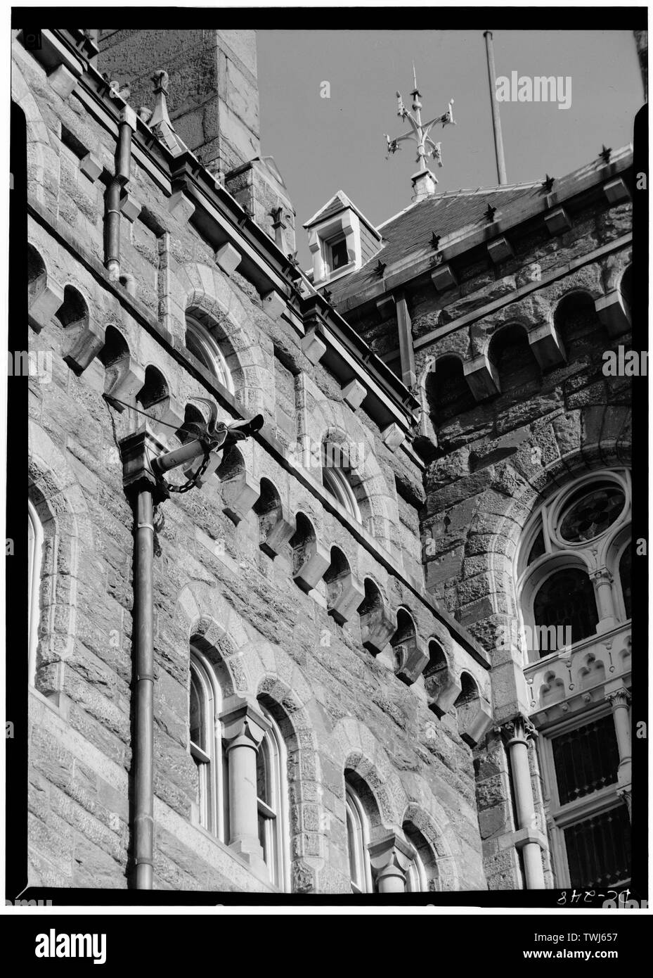 September 1969 DETAIL OF EAST ELEVATION NEAR NORTH PAVILION - Georgetown University, Healy Building, Thirty-seventh and O Streets, Northwest, Washington, District of Columbia, DC Stock Photo