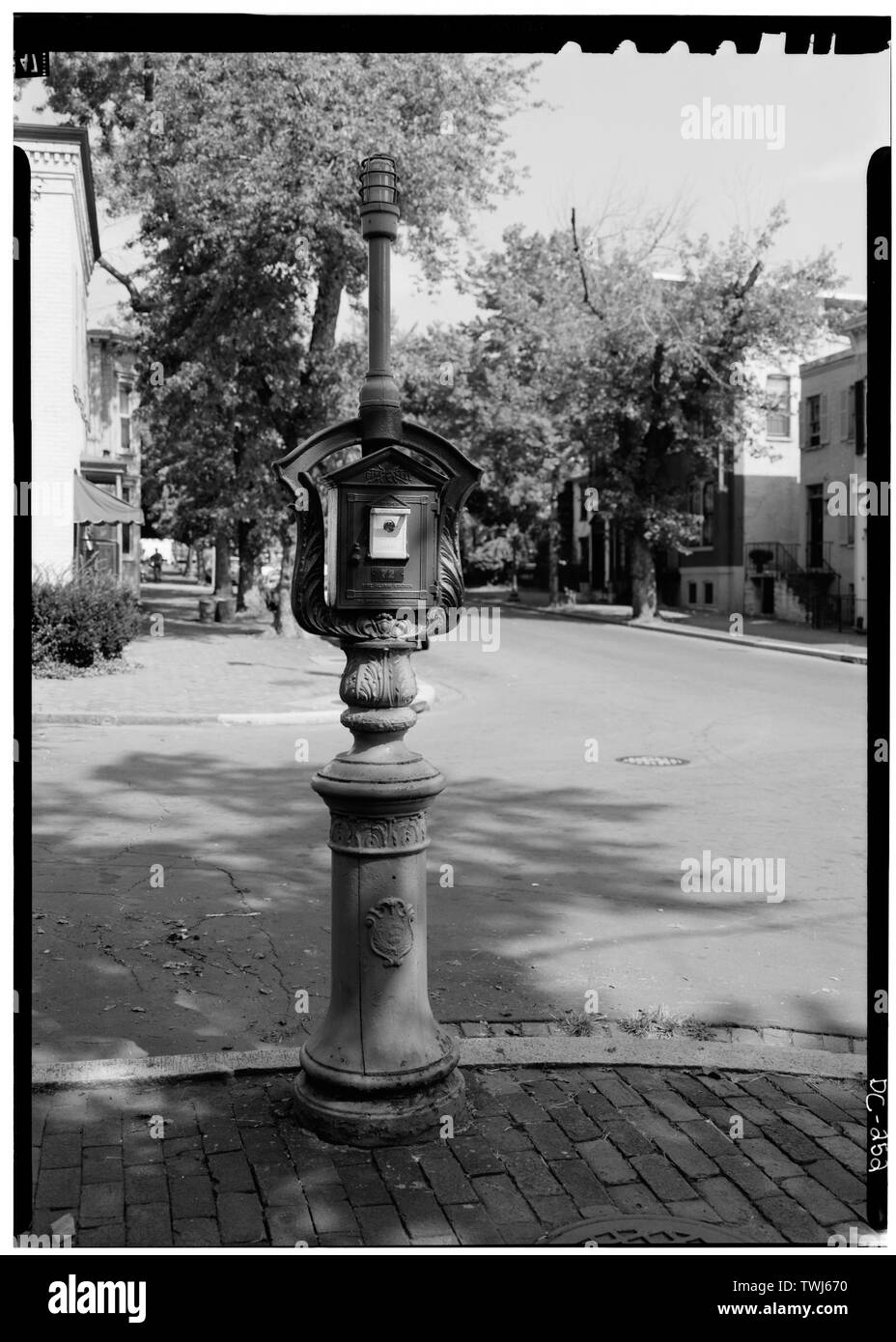 September 1969 FIRE DEPARTMENT CALL BOX S. W. CORNER 28th AND O STREETS, N.W. - Georgetown Street Furniture, Georgetown Vicinity, Washington, District of Columbia, DC Stock Photo