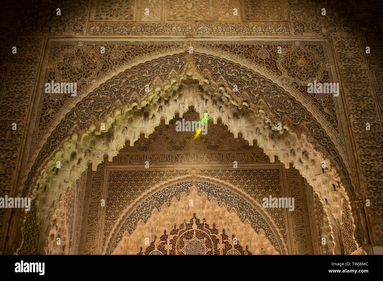 Ferdinand, and isabella muslim hi-res stock photography and images - Alamy