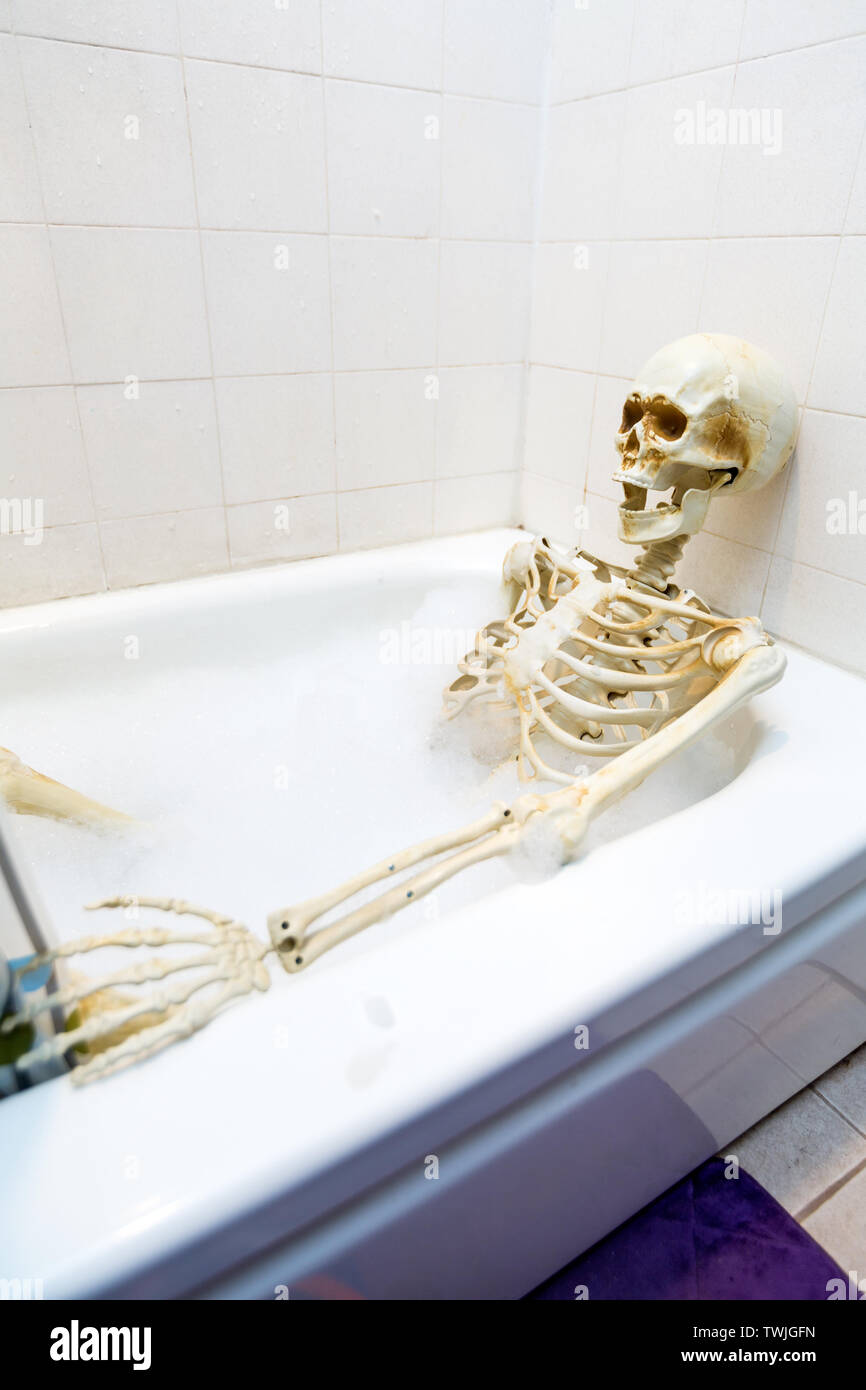 Spooky Skeleton Bubble Bath