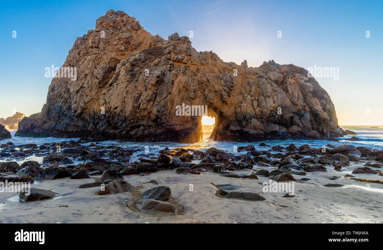 Pfeiffer Beach Keyhole Rock, Big Sur, Monterey County, California Stock  Photo - Alamy