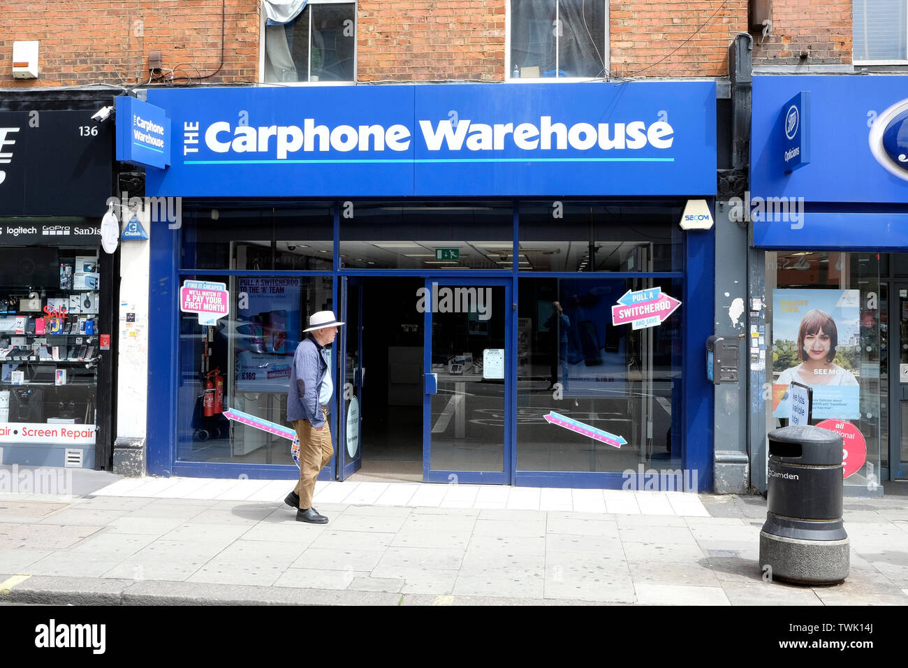 A general view of of carphone house shop, Kilburn High Road, London Stock Photo