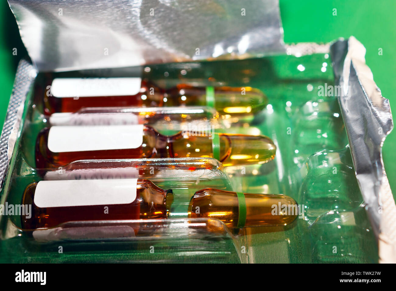 Broken ampoules hires stock photography and images Alamy