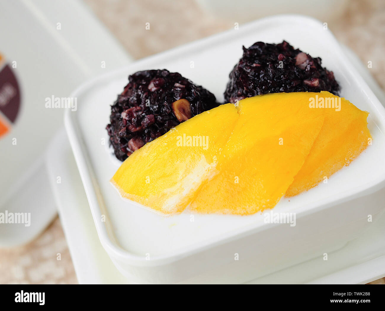 Mango, snow, black glutinous rice Stock Photo Alamy