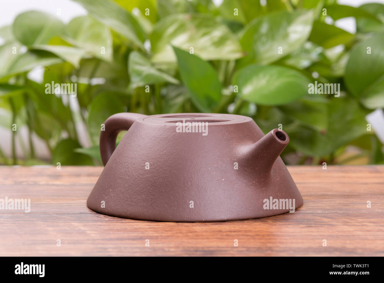 purple clay pot Stock Photo Alamy