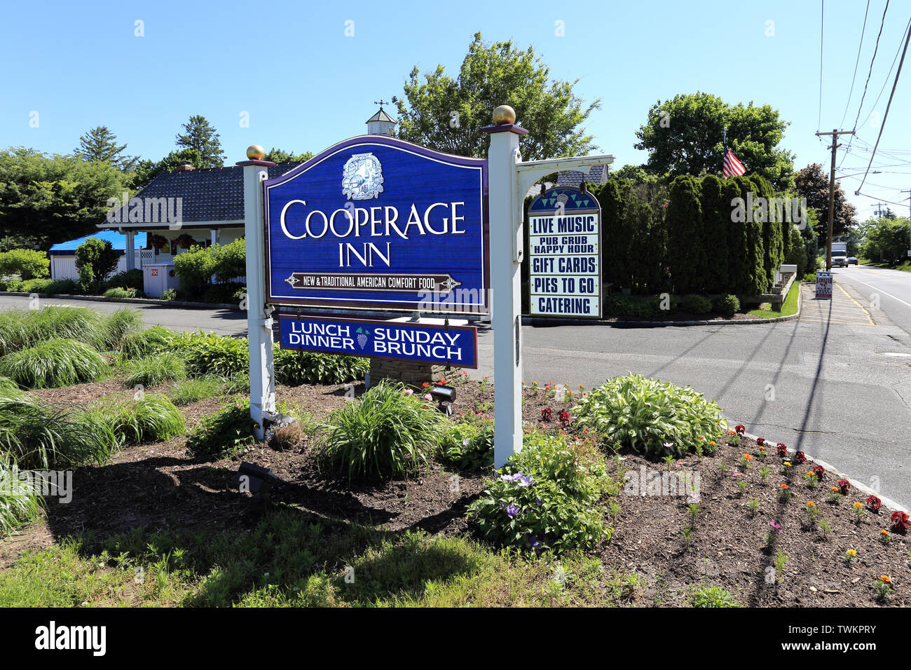 The Cooperage Inn restaurant Baiting Hollow eastern Long Island New