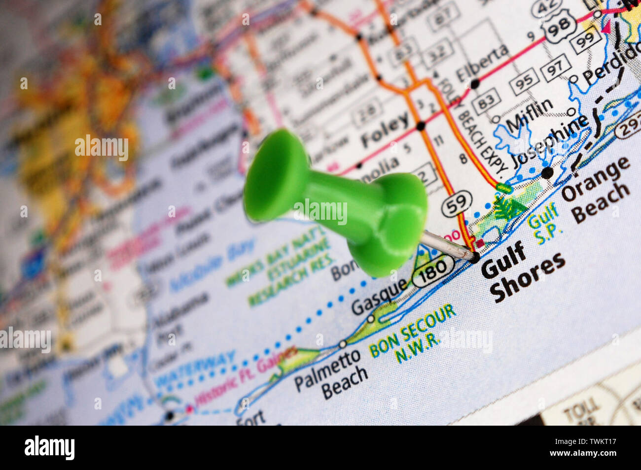 A map of Gulf Shores, Alabama marked with a push pin. Stock Photo
