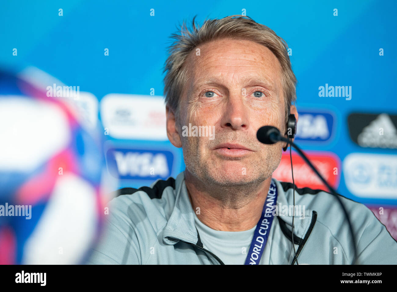 21 June 2019, France (France), Grenoble: Football, women: World Cup, national team, Nigeria, final press conference: Thomas Dennerby, Swedish coach of the Nigerian women's national team, speaks. Photo: Sebastian Gollnow/dpa Stock Photo