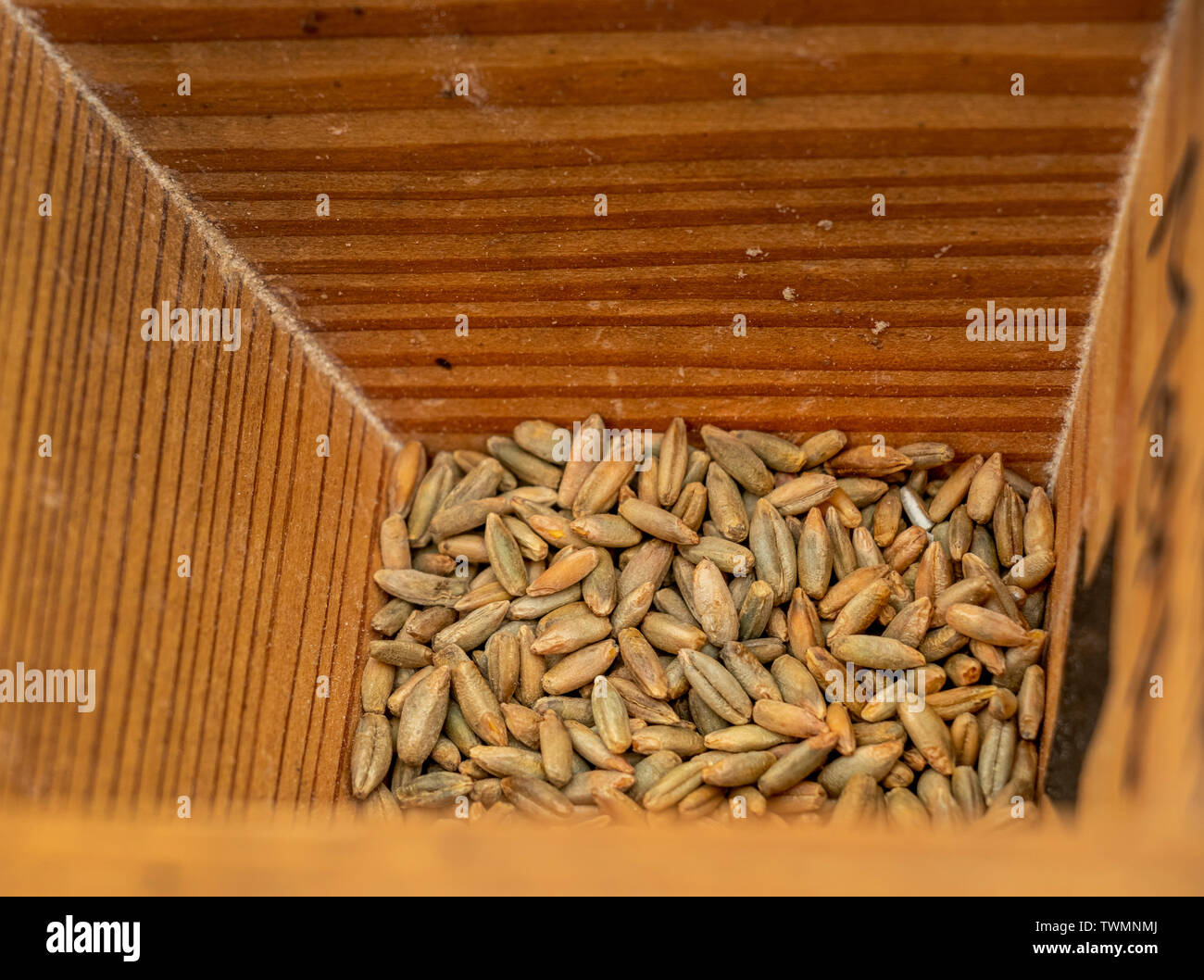 Cereal mill hires stock photography and images Alamy