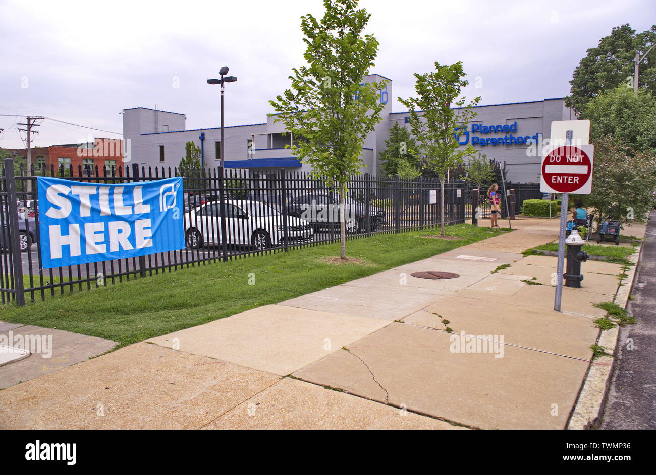 St. Louis, Missouri, USA. 21st June, 2019. Missouri's health department has declined to renew the abortion license for the state's last clinic, but a court order allows the St. Louis Planned Parenthood facility to perform the procedure for now. Credit: Steve Pellegrino/ZUMA Wire/Alamy Live News Stock Photo