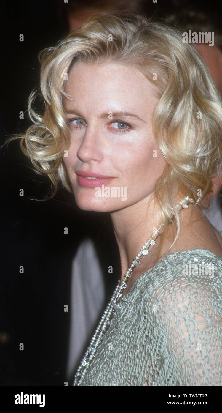 Daryl Hannah 90s