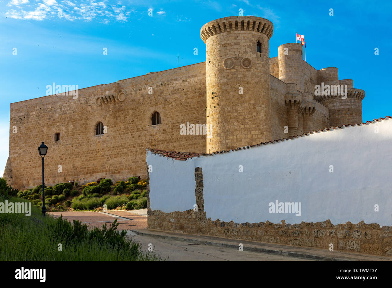 Castillo de los Sarmierto in Fuentes de Valdepero (Palencia - Castilla y León - Spain). XV century. Stock Photo
