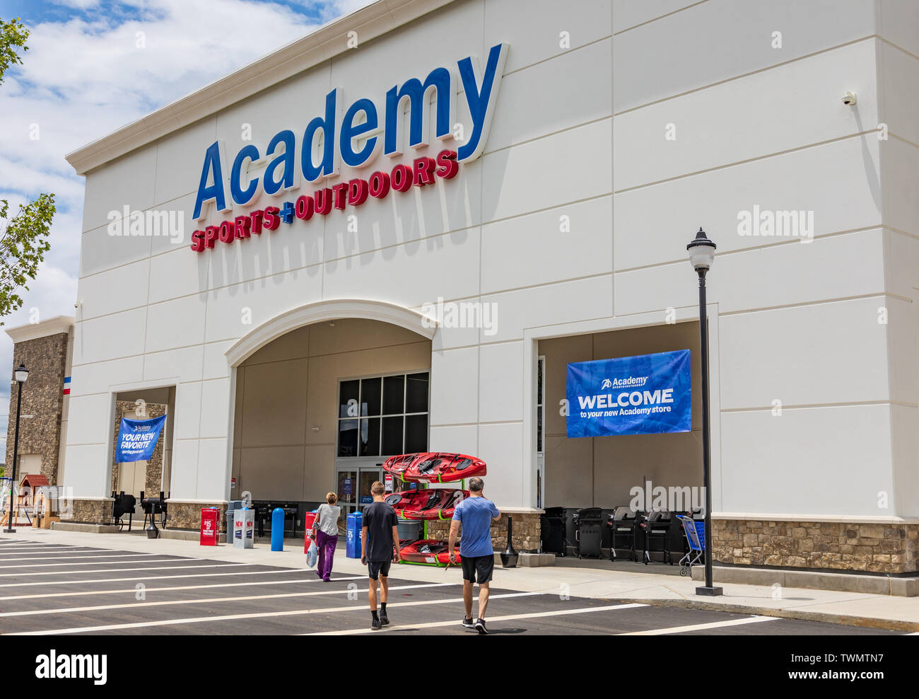 Academy sports store hi-res stock photography and images - Alamy