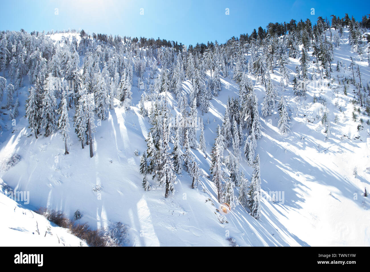 Los angeles mountains snow hi-res stock photography and images - Alamy