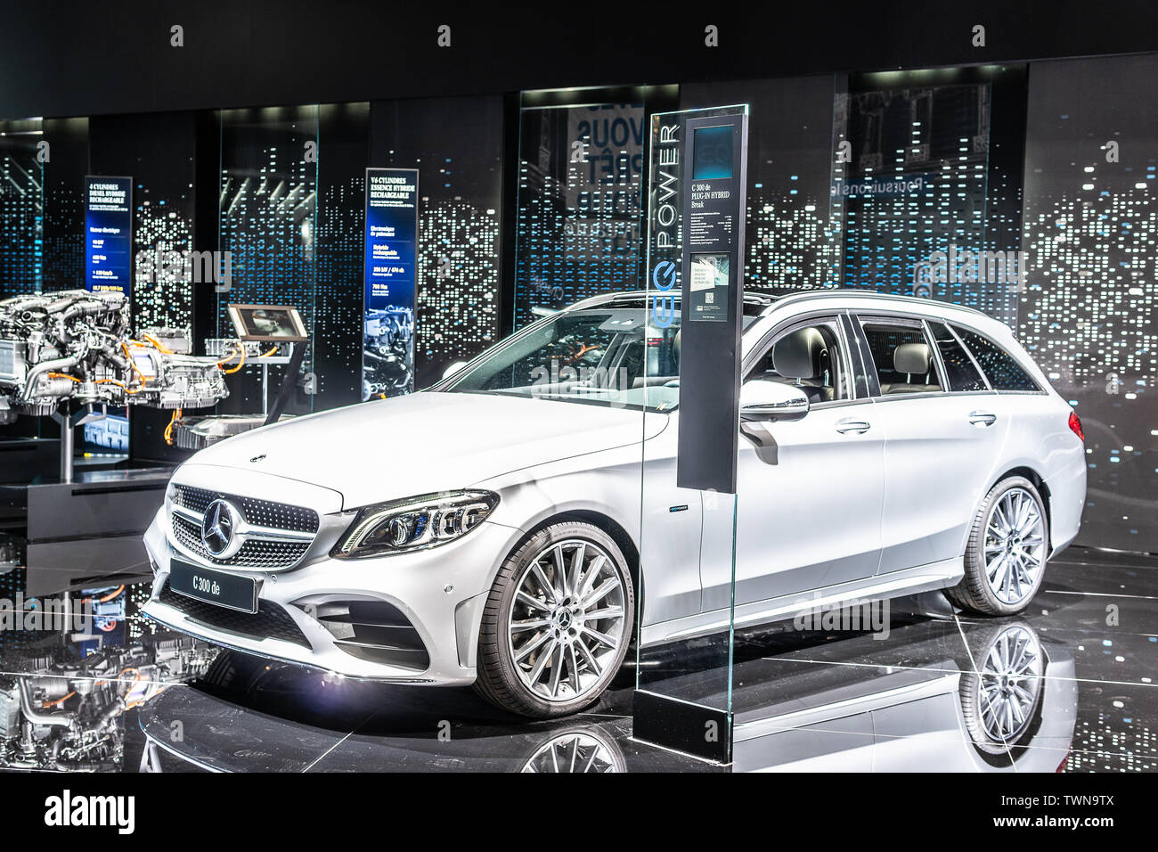 Mercedes benz, c class hi-res stock photography and images - Page