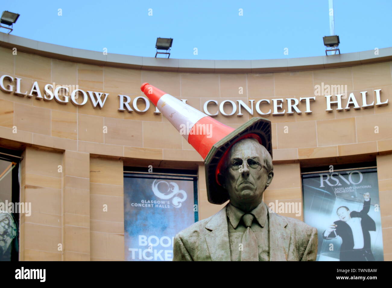Glasgow, Scotland, UK 21st June, 2019. UK Weather Sunny in the city on