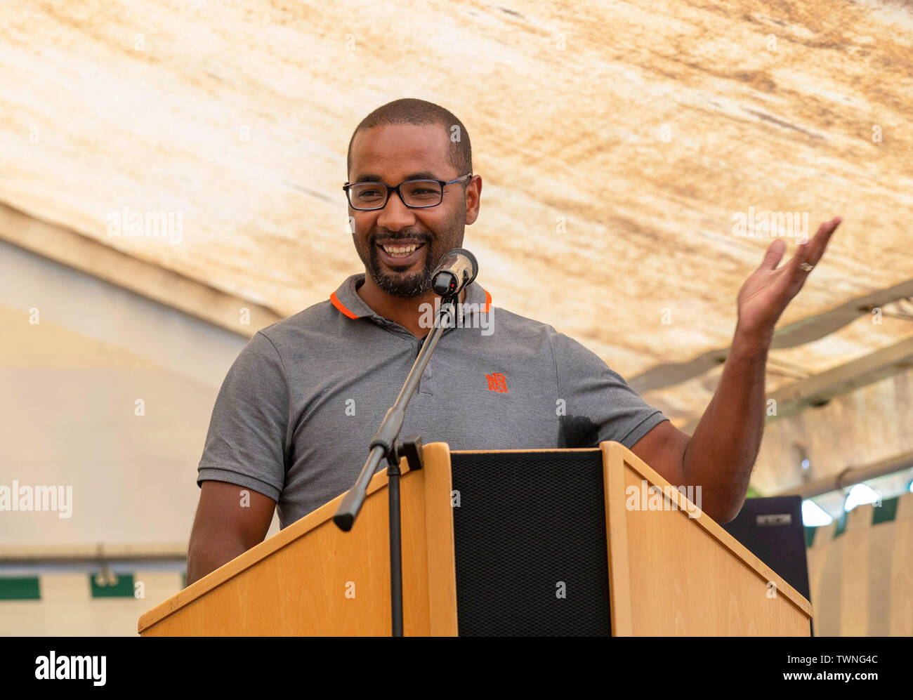 Ostritz, Germany. 21st June, 2019. Cacau (Claudemir Jeronimo Barreto), integration representative of the DFB, speaks at the ceremony of the football club OBC at the 4th Ostritzer Peace Festival. Ostritz wants to react with this further peace festival to a new meeting of neo-Nazis to the Shield and Sword Festival in the East Saxon city. Credit: Daniel Schäfer/dpa-Zentralbild/dpa/Alamy Live News Stock Photo