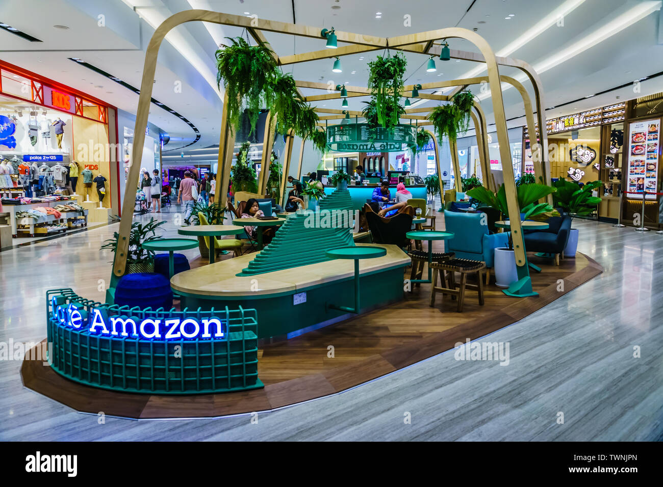 Page 3 Cafe Majestic High Resolution Stock Photography And Images Alamy