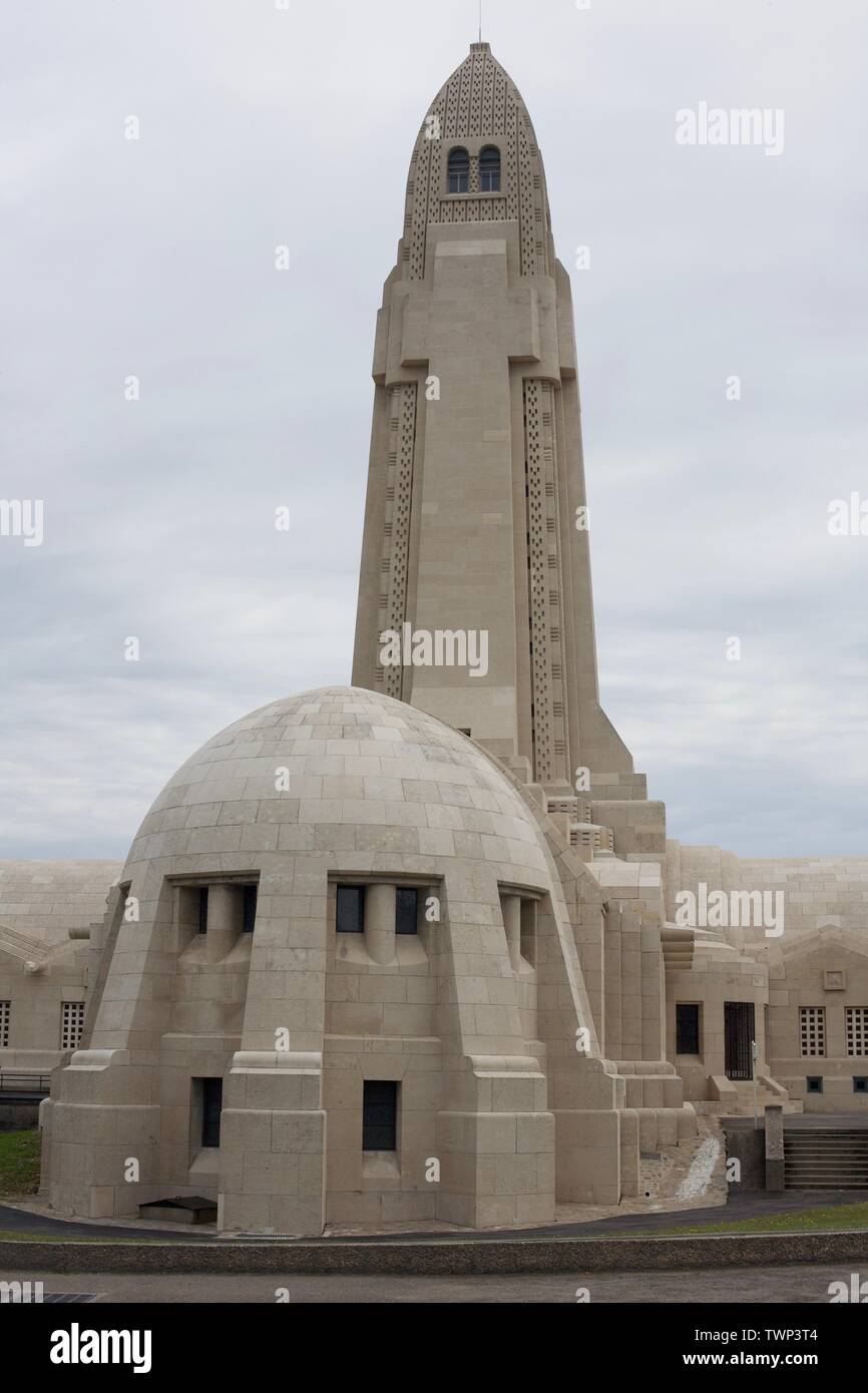 Douaumont Ossuary And Cemetery Verdun France Stock Photo - Alamy