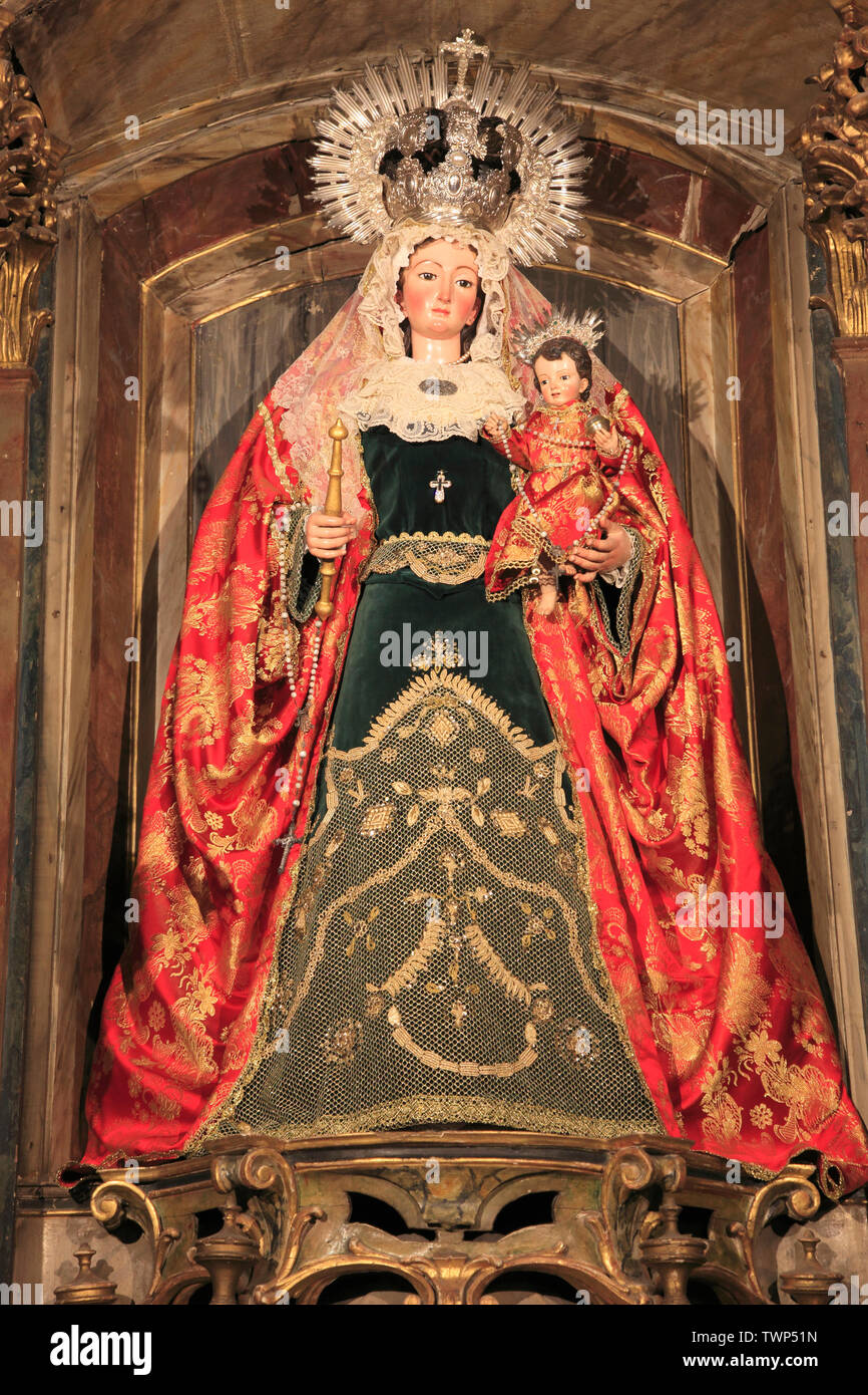 Iglesia san pedro hi-res stock photography and images - Alamy