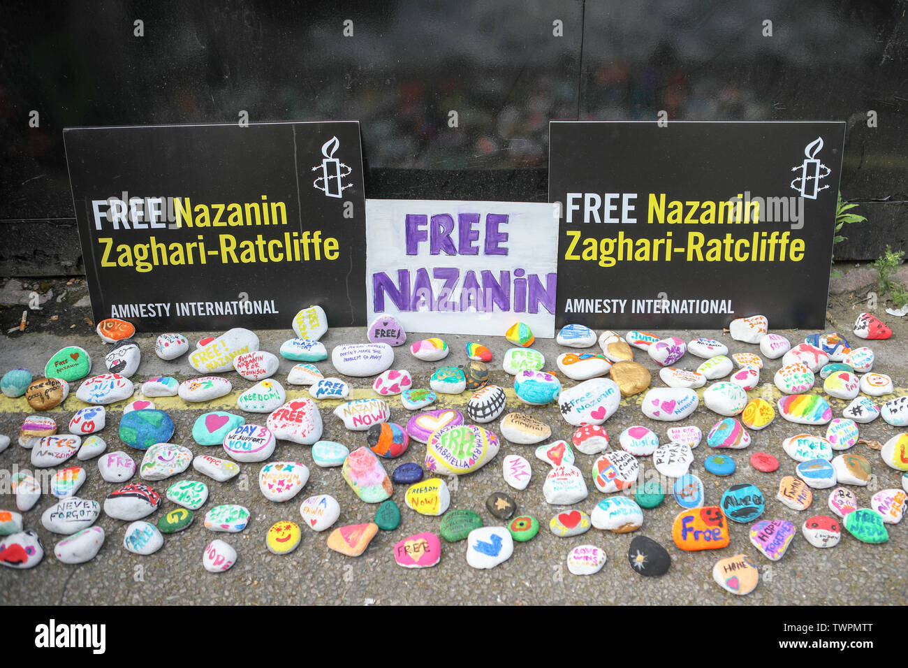 Iranian Embassy, London, UK. 22nd June, 2019. Richard Ratcliffe continues his hunger strike outside the Embassy of Iran in Knightsbridge. Richard is the husband of Nazanin Zaghari-Ratcliffe, imprisoned in Iran.  Penelope Barritt/Alamy Live News Stock Photo