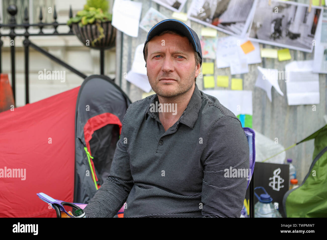 Iranian Embassy, London, UK. 22nd June, 2019. Richard Ratcliffe continues his hunger strike outside the Embassy of Iran in Knightsbridge. Richard is the husband of Nazanin Zaghari-Ratcliffe, imprisoned in Iran.  Penelope Barritt/Alamy Live News Stock Photo