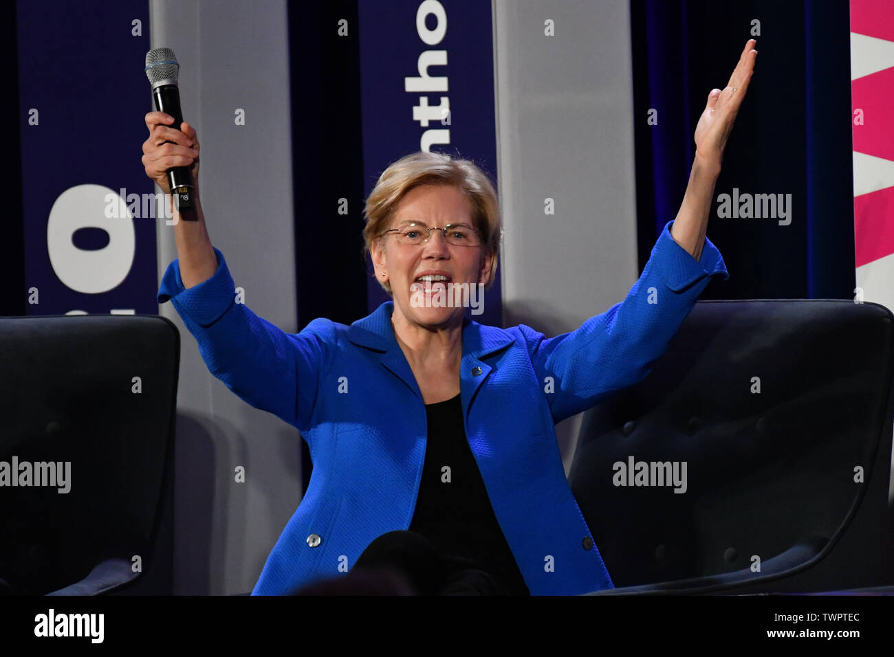 Columbia, South Carolina, USA. 22nd June 2019.  Democratic presidential hopeful Sen. Elizabeth Warren addresses the Planned Parenthood Action Fund Candidates Forum June 22, 2019 in Columbia, South Carolina. A slate of 20 Democratic presidential contenders are addressing the gathering of supporters of reproductive rights. Stock Photo