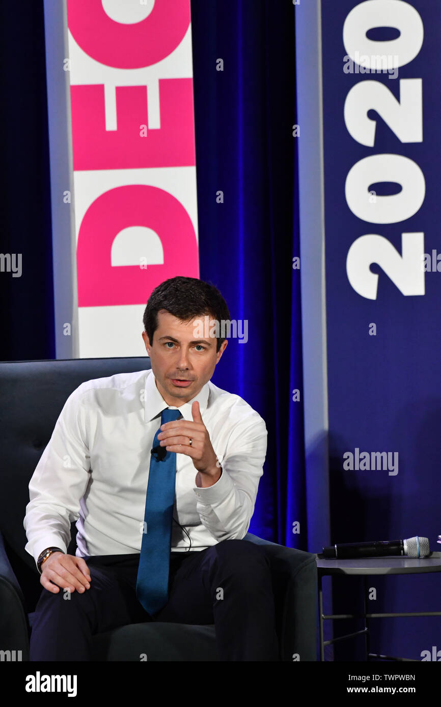 Columbia, South Carolina, USA. 22nd June 2019.  Democratic presidential hopeful Mayor Pete Buttigieg addresses the Planned Parenthood Action Fund Candidates Forum June 22, 2019 in Columbia, South Carolina. A slate of 20 Democratic presidential contenders are addressing the gathering of supporters of reproductive rights. Stock Photo