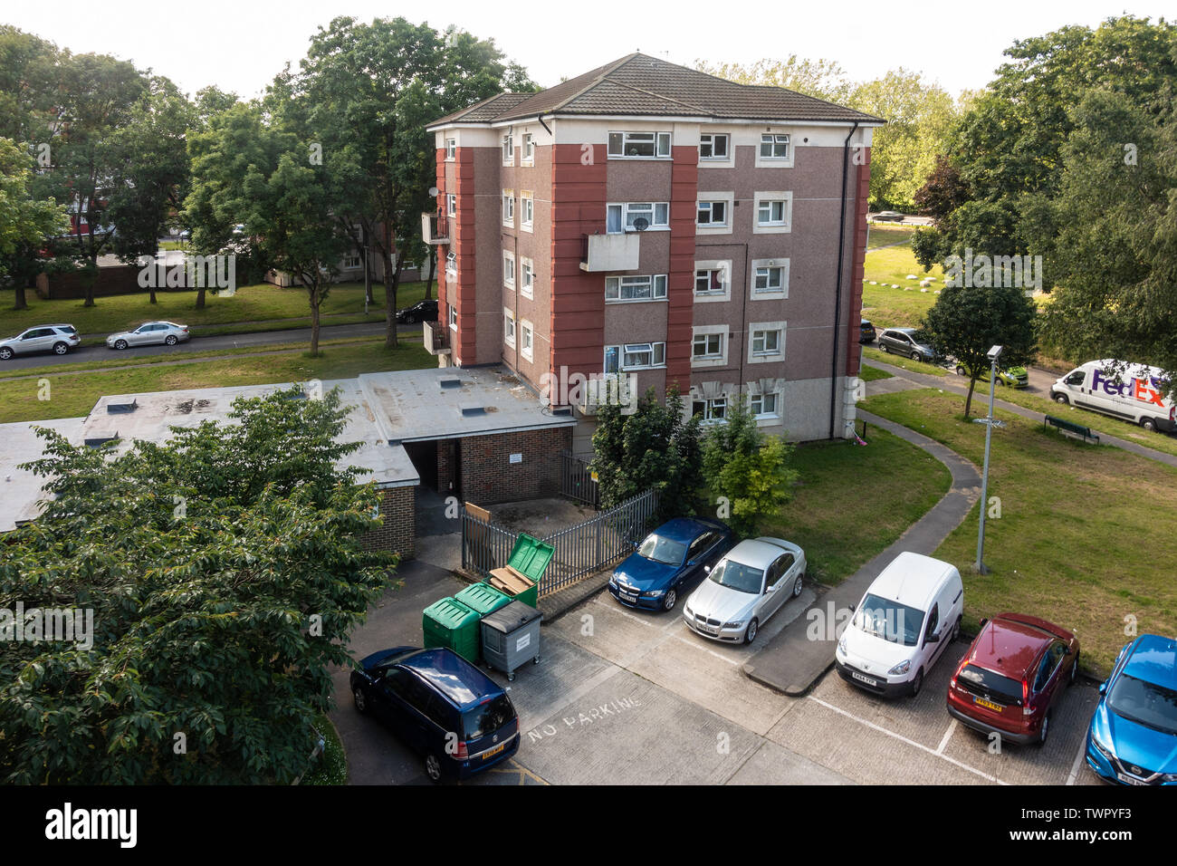 A block of flats at Grenville Road in Reading, Berkshire, UK Stock