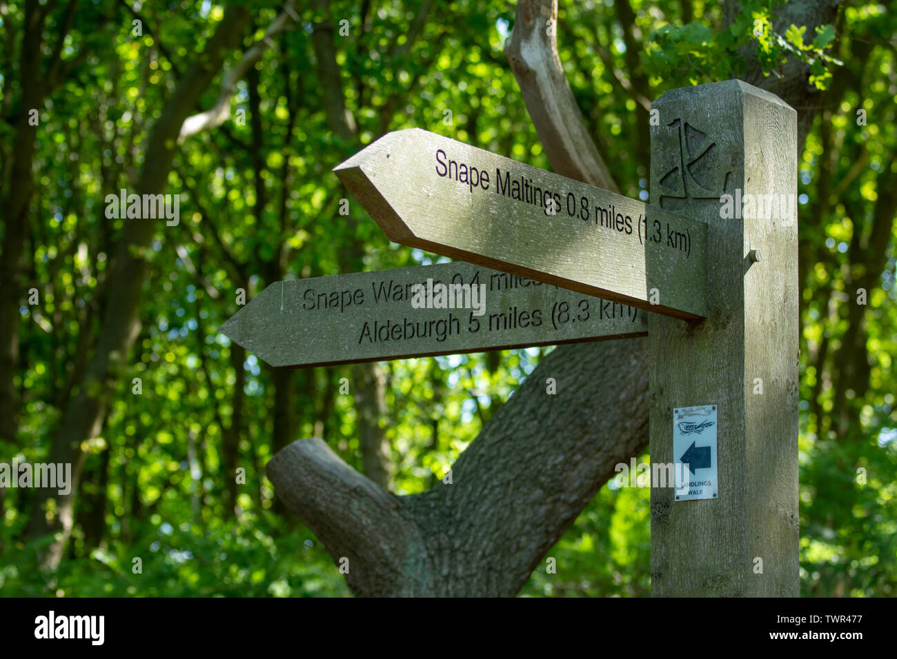 Signpost for Snape Maltings, Snape Warren annd Aldeburgh Stock Photo