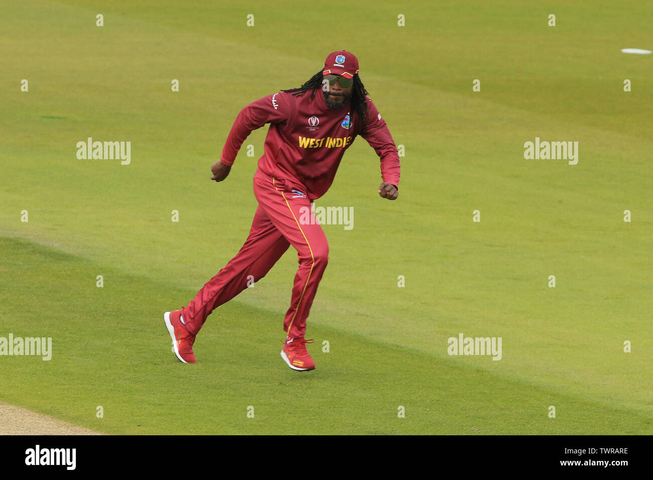 Chris gayle cricket match hi-res stock photography and images - Alamy