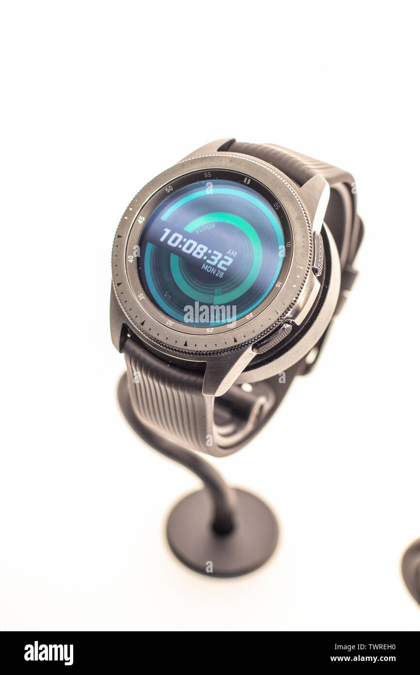 samsung galaxy watch 02