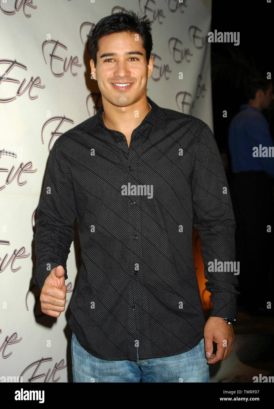 Mario Lopez At The Launch Party For Upn S New Romantic Comedy Series Eve At The Falls In West Hollywood Ca The Event Took Place On Monday September 15 2003 Photo Credit Sbm