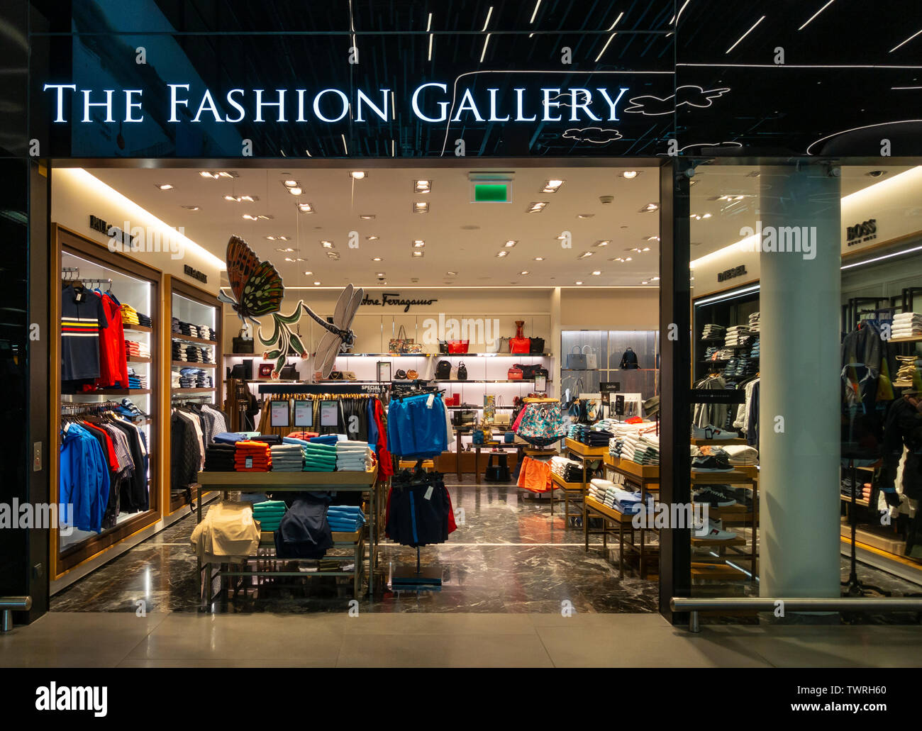 The Fashion Gallery In Rani Bagh,Delhi Best Suit Retailers In Delhi ...