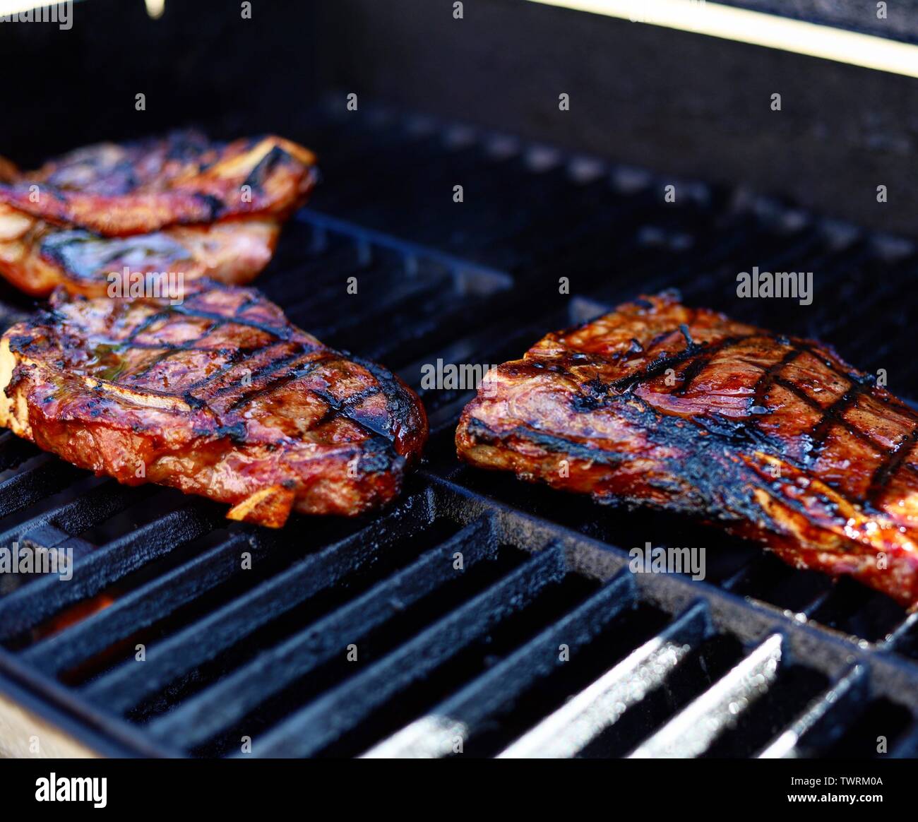 t bone steak on gas grill