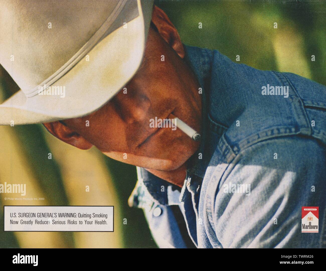 poster advertising Marlboro cigarettes, in paper magazine from 2000, No slogan, creative advertisement Marlboro by Philip Morris Stock Photo