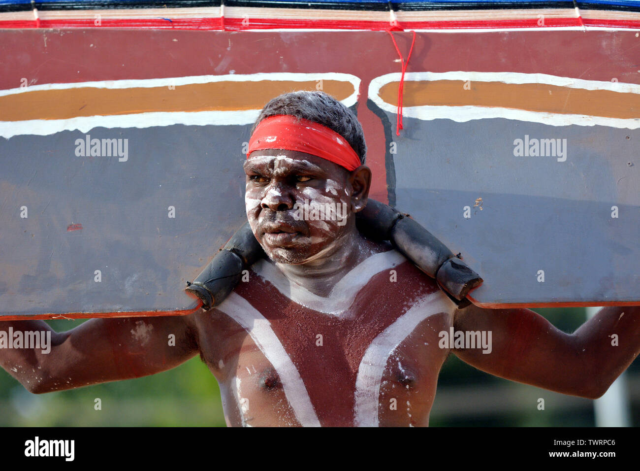 Indigenous Australians adult man dancing a cultural ceremony dance in  aboriginal tribe event in the Northern Territory Stock Photo - Alamy